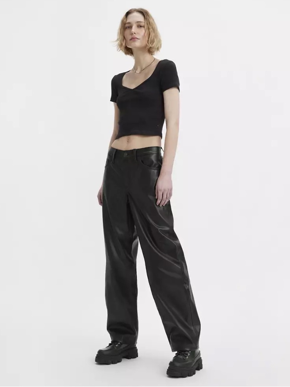 Levi’s FAUX LEATHER BAGGY DAD WOMEN'S PANTS SIZE 26